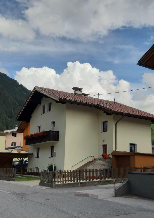 Ferienwohnung Eller 79 Vals ภายนอก รูปภาพ